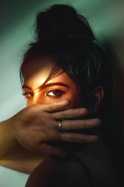 Light with Elisabeth Andrawis